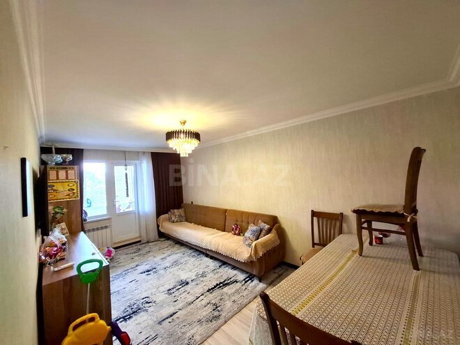 Satılır 3 otaqlı köhnə tikili 75 m², Neftçilər m., photo 1 from 11
