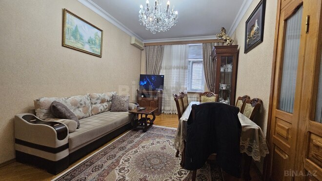 Продаётся 3-комн. вторичка 90 м², м. Низами, photo 4 from 32