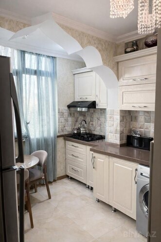 Satılır 5 otaqlı köhnə tikili 120 m², Bakıxanov q., photo 14 from 19