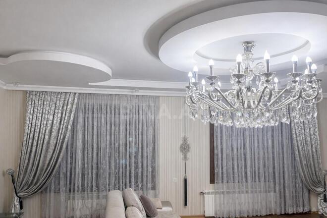 Satılır 5 otaqlı köhnə tikili 120 m², Bakıxanov q., photo 4 from 19