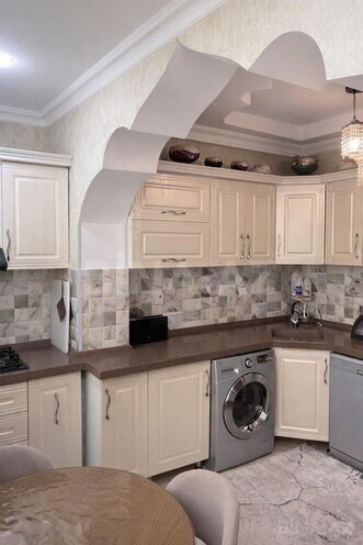 Satılır 5 otaqlı köhnə tikili 120 m², Bakıxanov q., photo 15 from 19