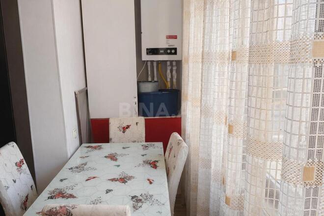 Satılır 5 otaqlı köhnə tikili 120 m², Yeni Günəşli q., photo 13 from 17
