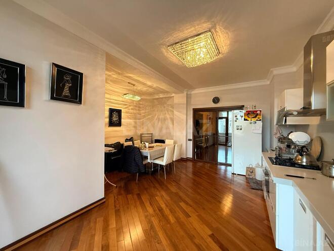 Satılır 4 otaqlı yeni tikili 220 m², 28 May m., photo 17 from 26