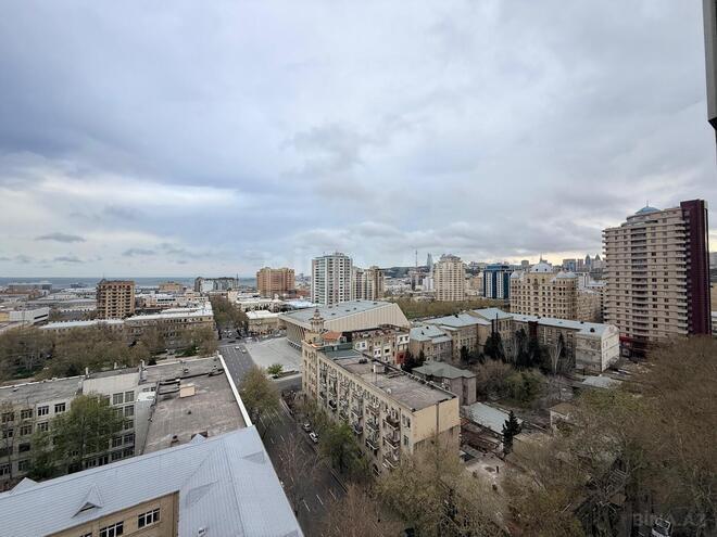 Satılır 4 otaqlı yeni tikili 220 m², 28 May m., photo 24 from 26