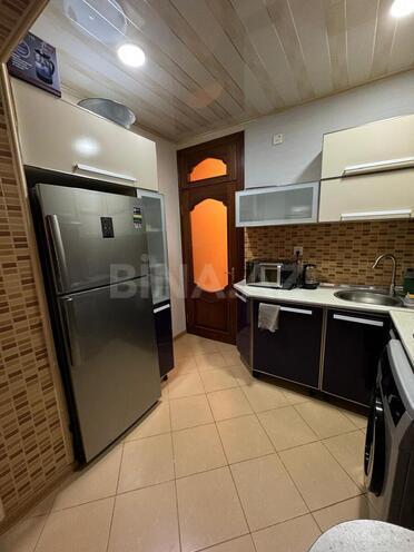 Satılır 2 otaqlı köhnə tikili 65 m², photo 8 from 25