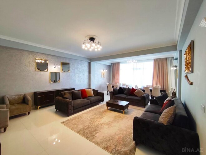 İcarəyə verilir 5 otaqlı yeni tikili 200 m², Koroğlu m., photo 3 from 32