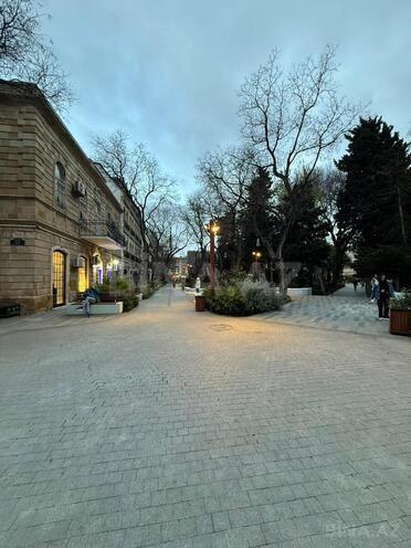 İcarəyə verilir 1 otaqlı köhnə tikili 25 m², Sahil m., photo 19 from 20