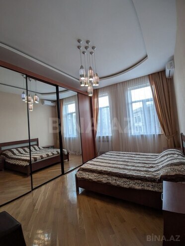 İcarəyə verilir 4 otaqlı köhnə tikili 135 m², İçəri Şəhər m., photo 16 from 32