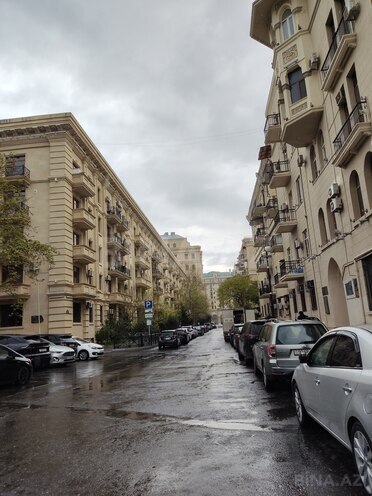 İcarəyə verilir 4 otaqlı köhnə tikili 135 m², İçəri Şəhər m., photo 28 from 32