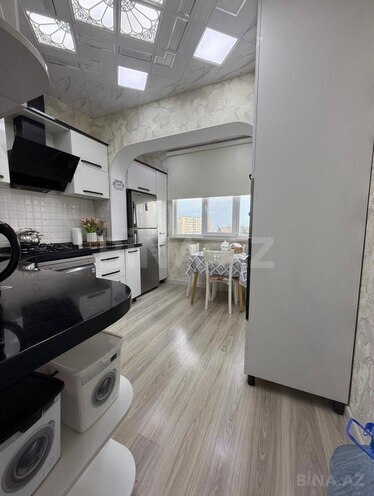 Продаётся 2-комн. вторичка 65 м², м. Ази Асланов, photo 11 from 13
