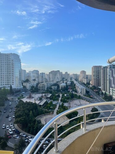 Сдаётся 3-комн. новостройка 150 м², м. Элмляр Академиясы, photo 25 from 26