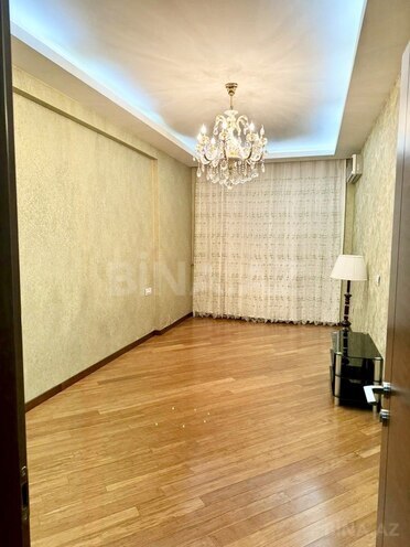 Сдаётся 3-комн. новостройка 150 м², м. Элмляр Академиясы, photo 11 from 26