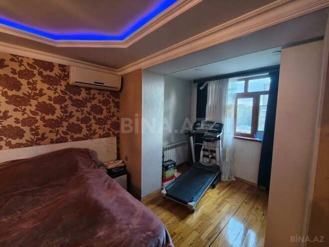 Продаётся 3-комн. вторичка 65 м², м. Элмляр Академиясы, photo 9 from 17