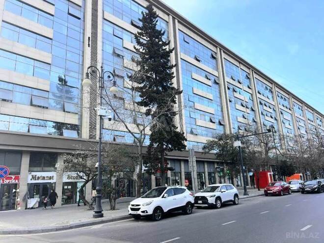 Satılır 2 otaqlı köhnə tikili 61 m², Nərimanov r., photo 1 from 19