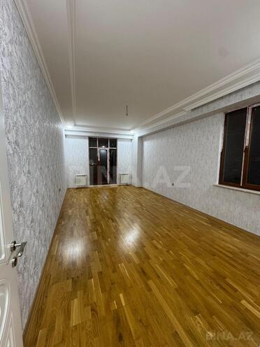 Сдаётся 3-комн. новостройка 105 м², м. Кара Караев, photo 1 from 9