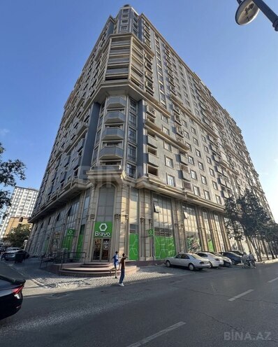 Satılır 3 otaqlı yeni tikili 114 m², 8-ci mikrorayon q., photo 1 from 13