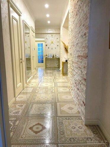 Продаётся 4-комн. новостройка 170 м², пос. Бадамдар, photo 24 from 29