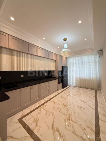 Продаётся 4-комн. новостройка 206 м², м. Элмляр Академиясы, photo 15 from 26