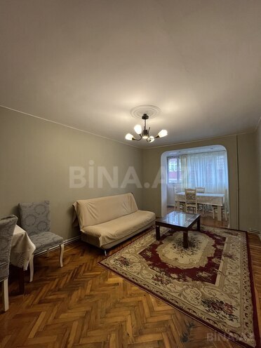 İcarəyə verilir 3 otaqlı köhnə tikili 80 m², İnşaatçılar m., photo 1 from 8