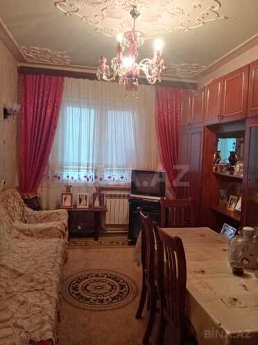 Продается 3-комн. вторичка 85 м², м. Халглар Достлугу, photo 1 from 9