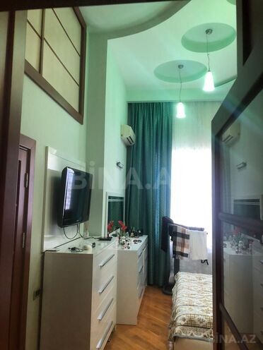 Satılır 4 otaqlı köhnə tikili 138 m², Sahil m., photo 6 from 27
