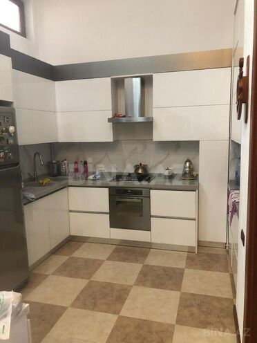 Satılır 4 otaqlı köhnə tikili 138 m², Sahil m., photo 4 from 27