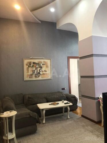 Satılır 4 otaqlı köhnə tikili 138 m², Sahil m., photo 3 from 27