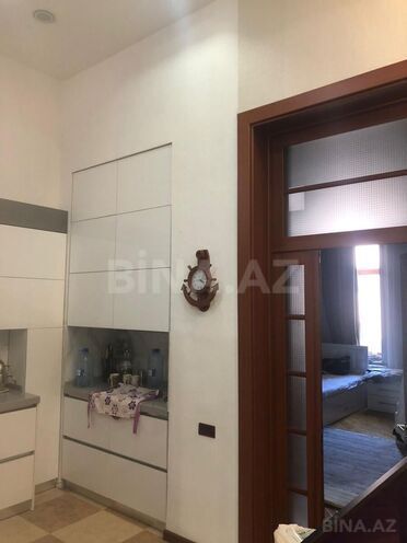 Satılır 4 otaqlı köhnə tikili 138 m², Sahil m., photo 8 from 27