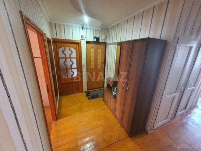 Продаётся 4-комн. вторичка 110 м², м. 20 января, photo 3 from 15