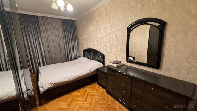 Сдаётся 3-комн. вторичка 80 м², м. Низами, photo 4 from 7