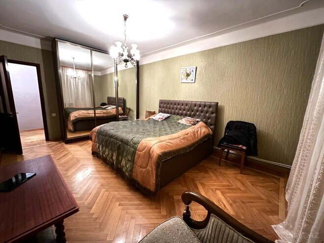 Satılır 3 otaqlı köhnə tikili 105 m², Gənclik m., photo 6 from 21