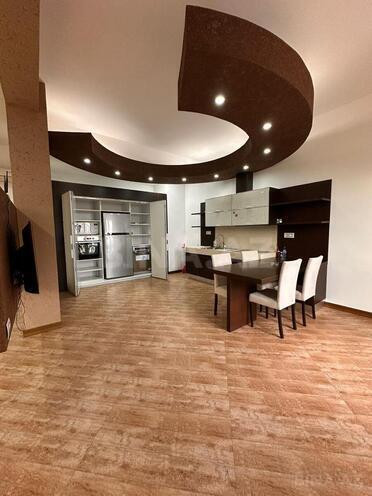 Продаётся 4-комн. новостройка 230 м², м. Низами, photo 1 from 16