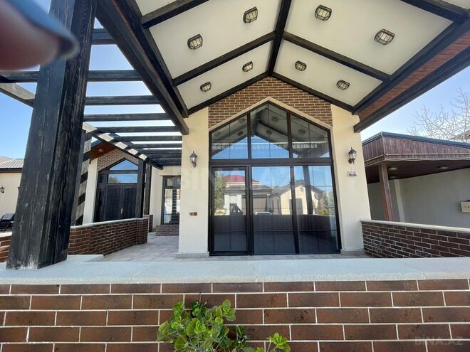 Продаётся 6-комн. дом/дача 241 м², пос. Бузовна, photo 1 from 19