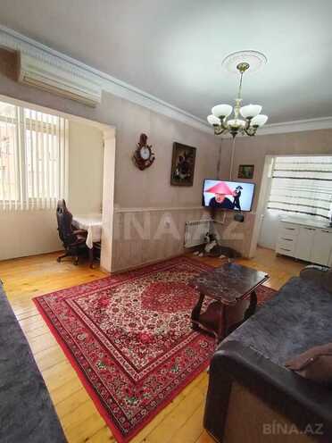 Satılır 2 otaqlı köhnə tikili 40 m², Yeni Günəşli q., photo 1 from 13