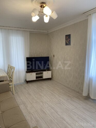 Продаётся 2-комн. вторичка 35 м², м. Кара Караев, photo 7 from 12