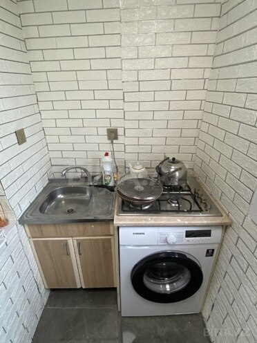 Продаётся 2-комн. вторичка 35 м², м. Кара Караев, photo 8 from 12