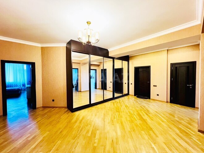 Продаётся 3-комн. новостройка 145 м², пос. Ени Ясамал, photo 1 from 19