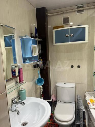 Продаётся 2-комн. вторичка 40 м², м. Элмляр Академиясы, photo 4 from 6