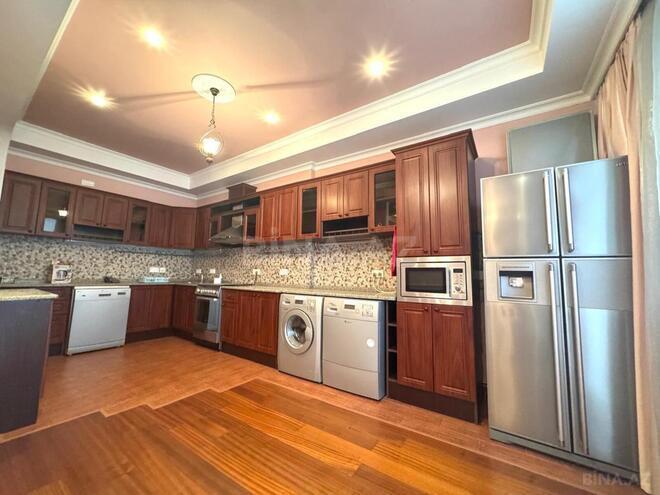 İcarəyə verilir 3 otaqlı yeni tikili 153 m², 28 May m., photo 17 from 29