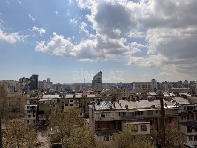 Satılır 3 otaqlı köhnə tikili 75 m², Nəriman Nərimanov m., photo 3 from 19