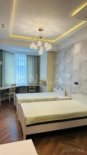 Сдаётся 3-комн. новостройка 141 м², Насиминский  р., photo 12 from 32