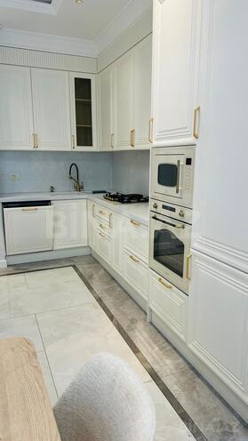 Сдаётся 3-комн. новостройка 141 м², Насиминский  р., photo 18 from 32