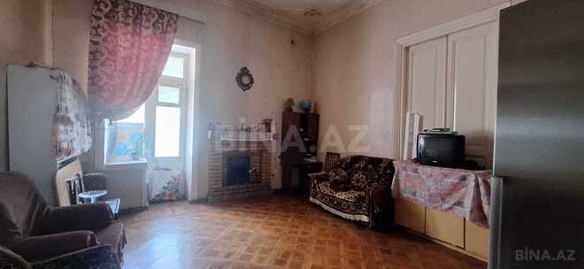 Satılır 3 otaqlı köhnə tikili 140 m², 28 May m., photo 5 from 16