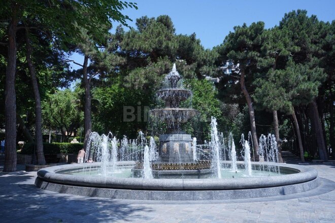 Продаётся 3-комн. вторичка 80 м², Ясамальский р., photo 1 from 16