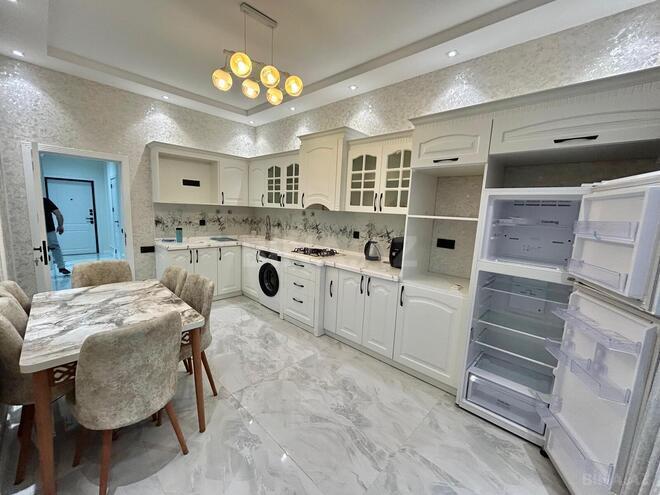 İcarəyə verilir 2 otaqlı yeni tikili 92 m², Gənclik m., photo 1 from 17