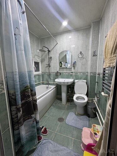 Satılır 4 otaqlı köhnə tikili 100 m², Bakıxanov q., photo 15 from 18