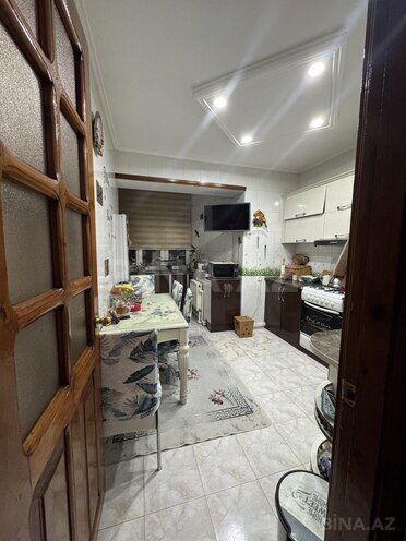 Satılır 4 otaqlı köhnə tikili 100 m², Bakıxanov q., photo 12 from 18