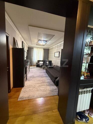 Satılır 3 otaqlı yeni tikili 74 m², İnşaatçılar m., photo 1 from 15