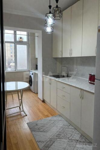 Satılır 2 otaqlı köhnə tikili 55 m², Əhmədli m., photo 1 from 10