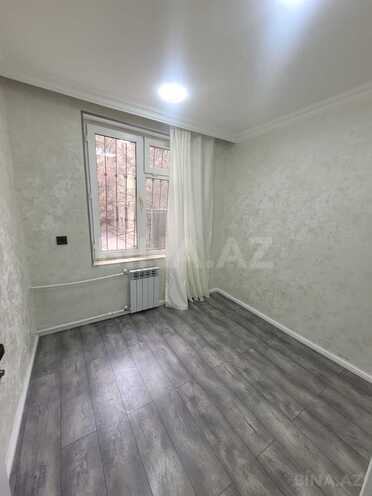 Продаётся 2-комн. вторичка 40 м², м. Элмляр Академиясы, photo 4 from 17